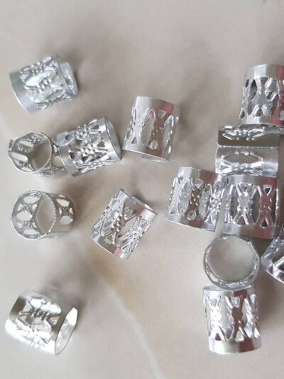 Srebrne, zaciskowe, koraliki idealne na warkoczyki, dredy, dredloki (7×9)