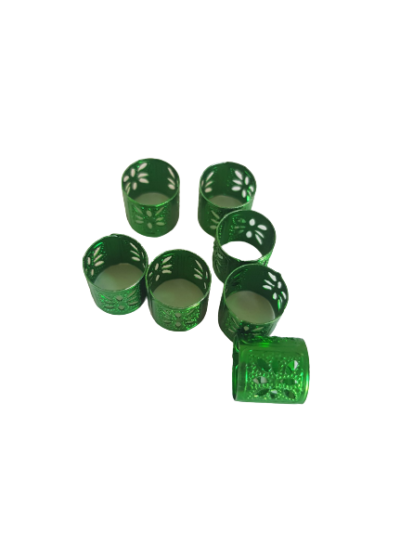 Zielone zaciskowe koraliki, idealne na grubsze warkoczyki, na cornros, dredy, dredloki